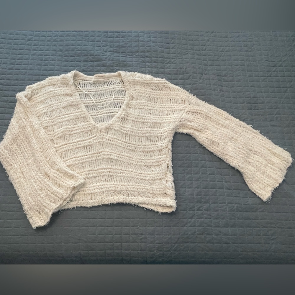 Crop sweater